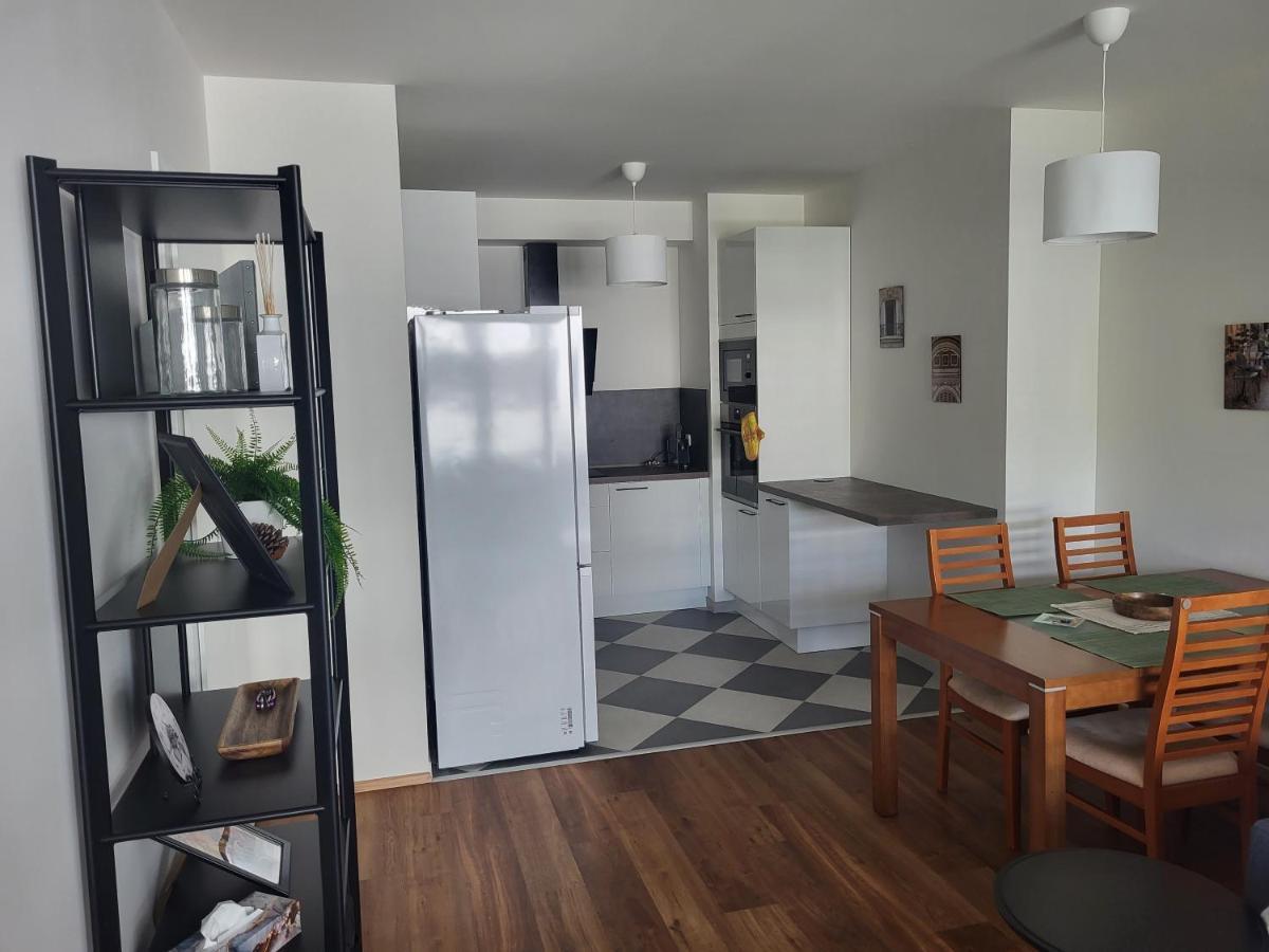 New Apartment In Karlin, Praha 8, Close To Center מראה חיצוני תמונה