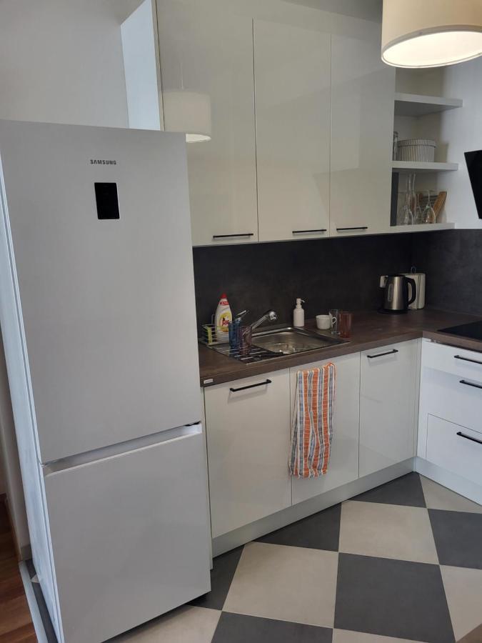 New Apartment In Karlin, Praha 8, Close To Center מראה חיצוני תמונה