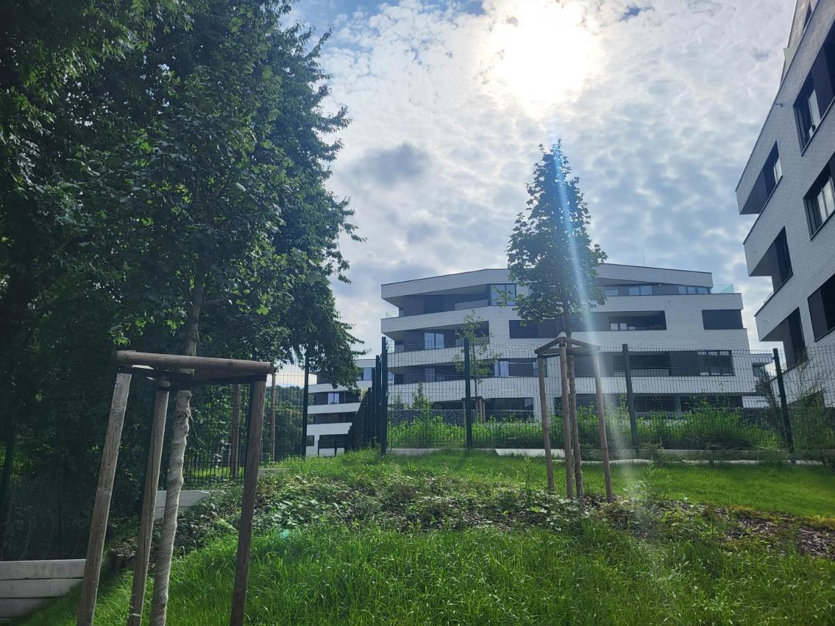 New Apartment In Karlin, Praha 8, Close To Center מראה חיצוני תמונה